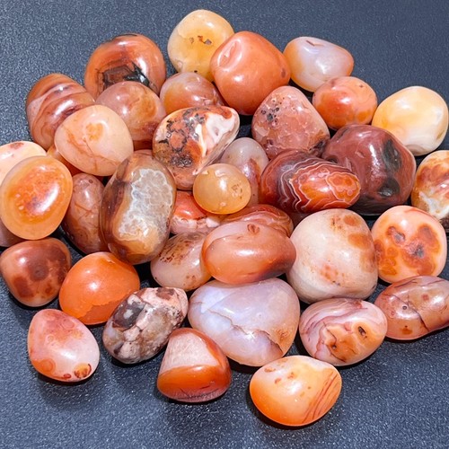 Red carnelian agate - red,